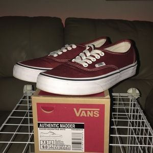 Vans Shoes (Authentic Madder)